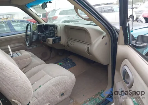 1997 Chevrolet C1500 Fleetside from USA, damaged, VIN 2GCEC19M5V1103547